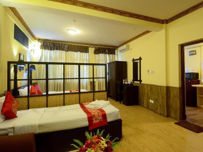 Dream Nepal Hotel And Apartment Kathmandu Bagian luar foto