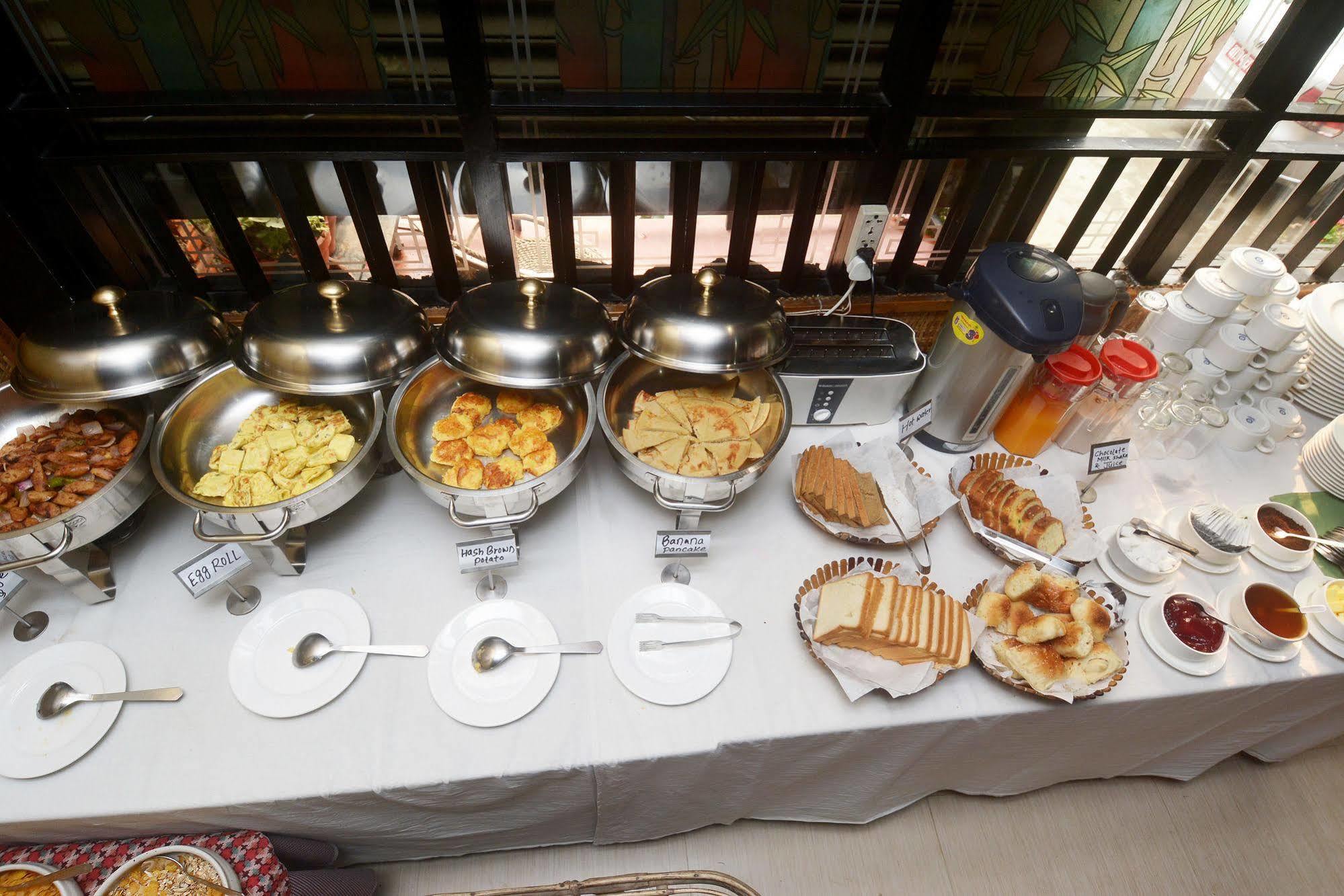 Dream Nepal Hotel And Apartment Kathmandu Bagian luar foto